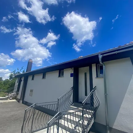 Ema Apartment Lovran