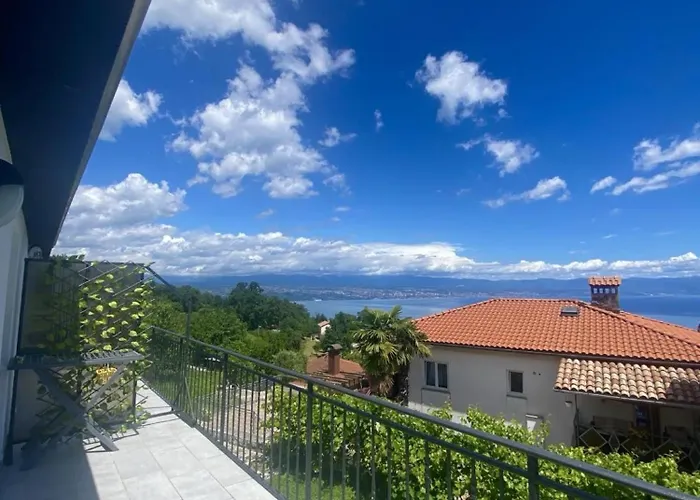 Apartment Ema Lovran